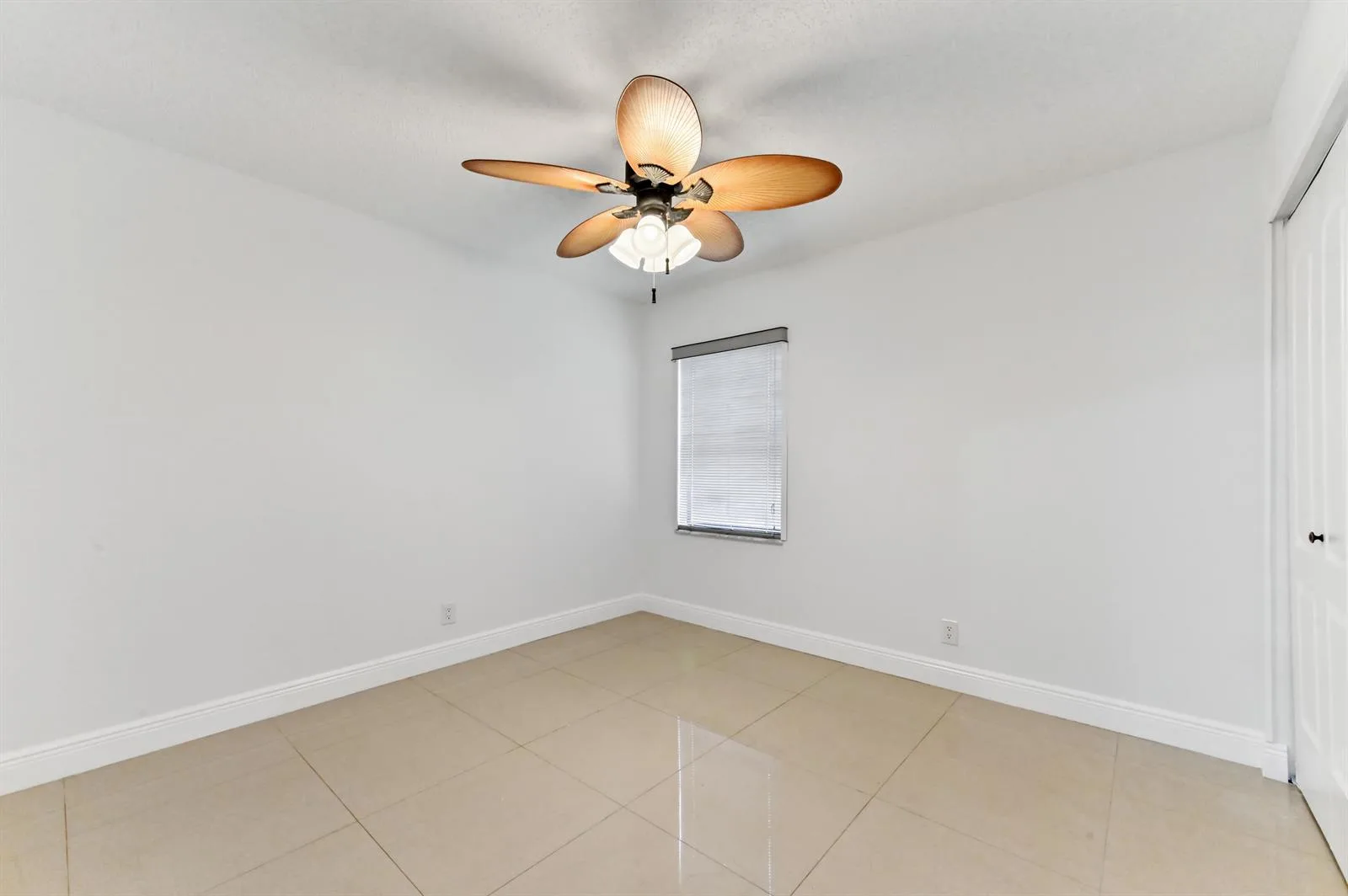 5421 Helene Circle, Boynton Beach, FL 33472 photo 13
