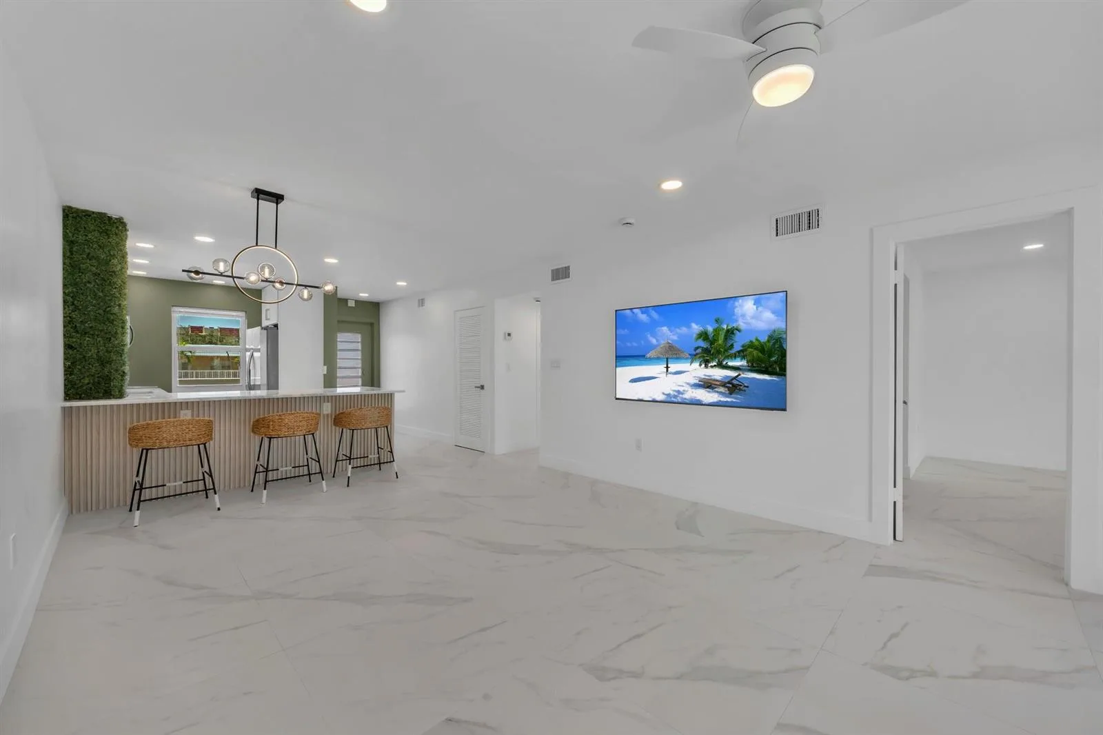 9818 Marina Boulevard # 1225, Boca Raton, FL 33428