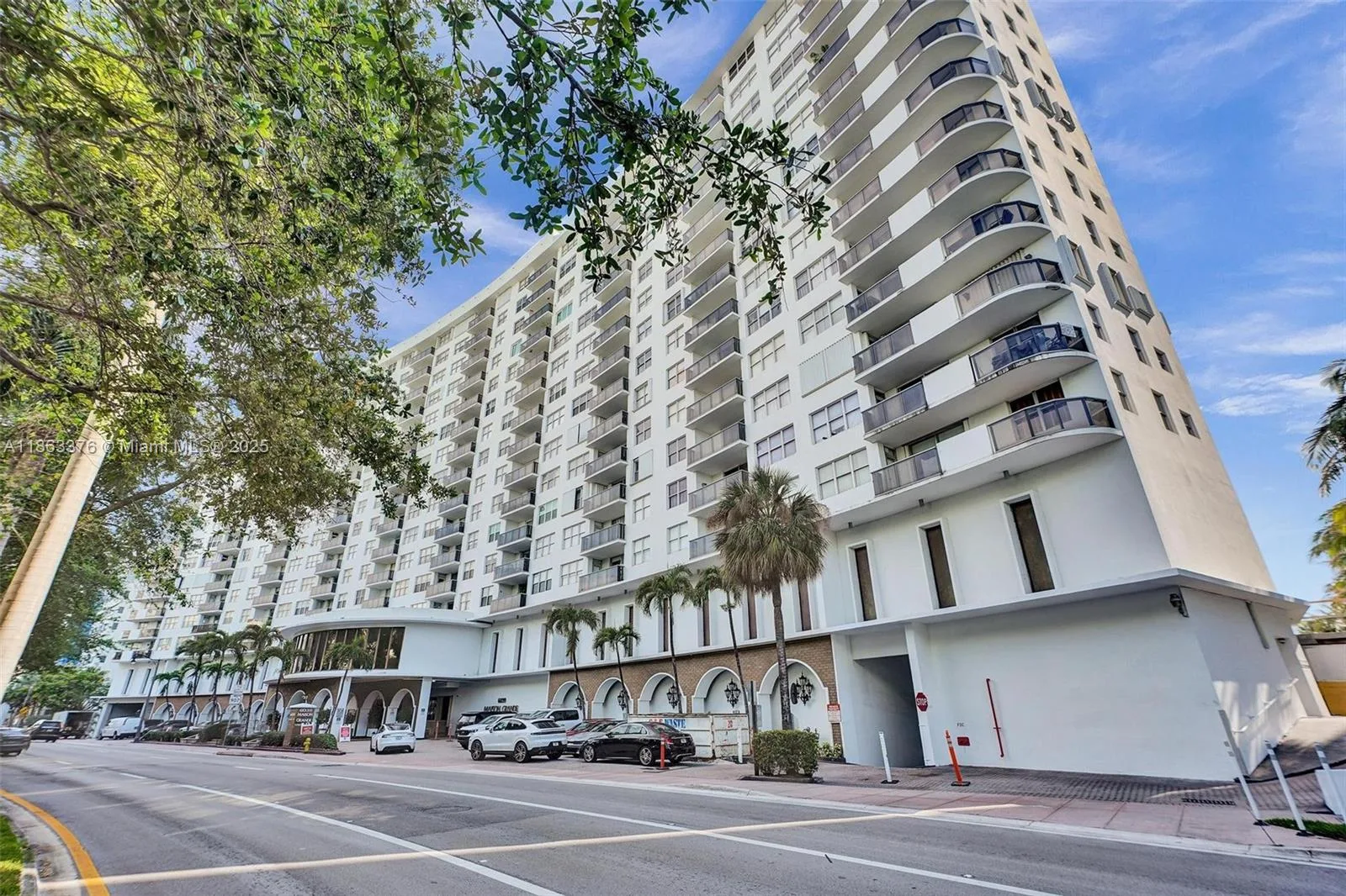 6039 Collins Ave # 1736, Miami Beach, FL 33140