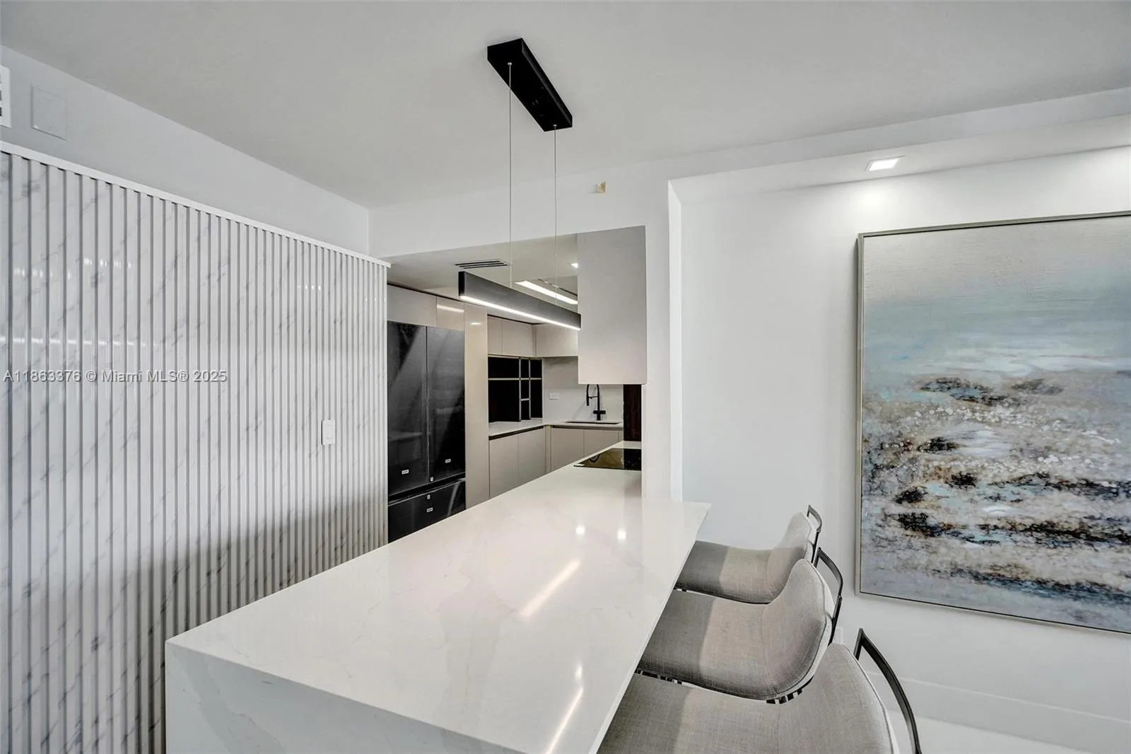 6039 Collins Ave # 1736, Miami Beach, FL 33140 photo 13