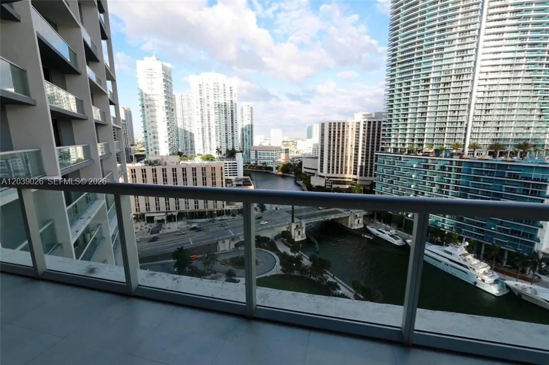 465 Brickell Ave # 4706, Miami, FL 33131 photo 2