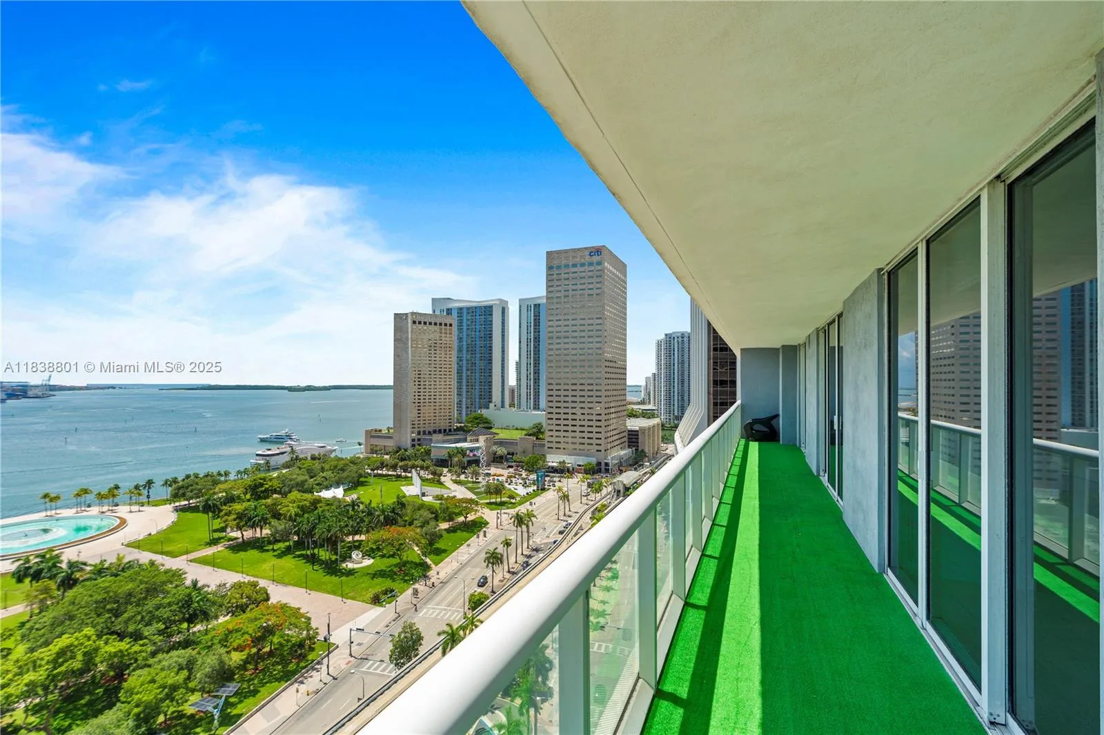 50 Biscayne Blvd # 1902, Miami, FL 33132 photo 2