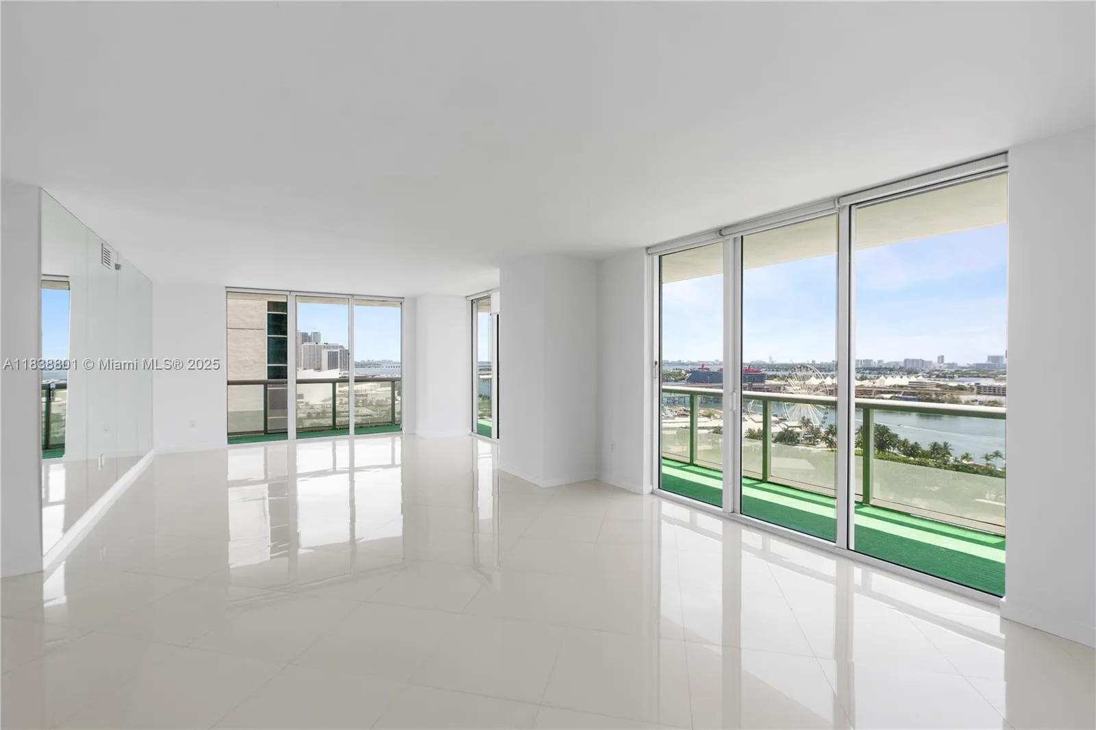 50 Biscayne Blvd # 1902, Miami, FL 33132 photo 4