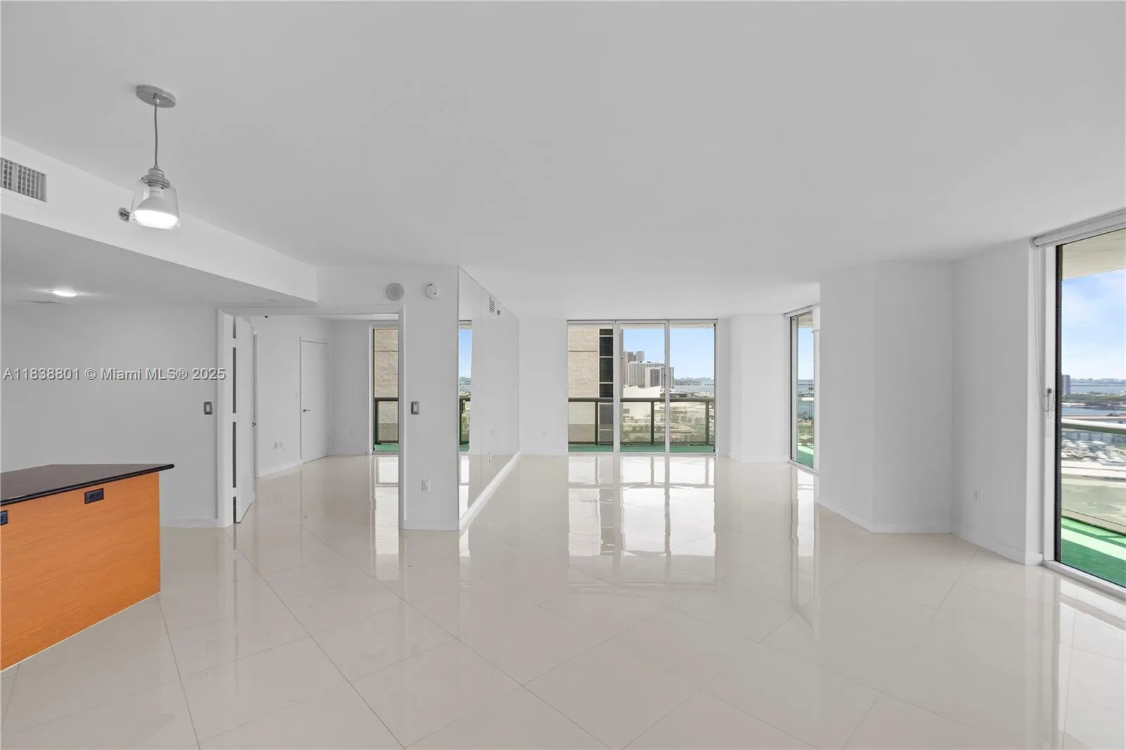50 Biscayne Blvd # 1902, Miami, FL 33132 photo 9
