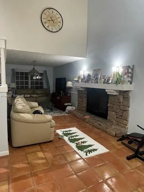 1350 S Fieldlark Ln, Homestead, FL 33035 photo 4