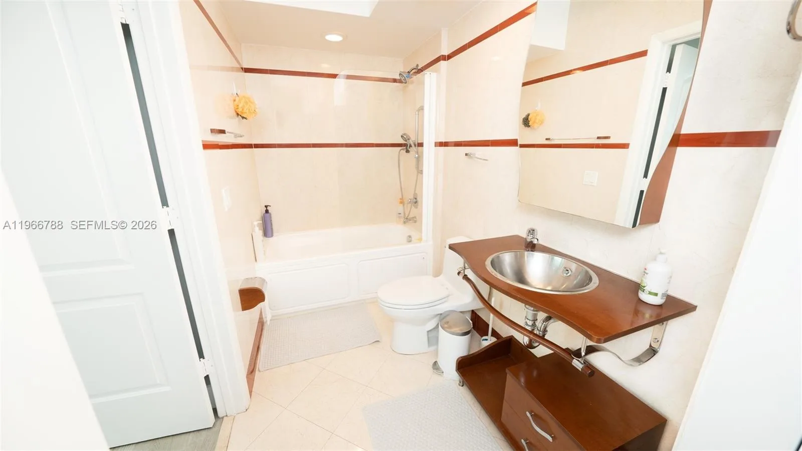110 Washington Ave # 1504, Miami Beach, FL 33139 photo 11