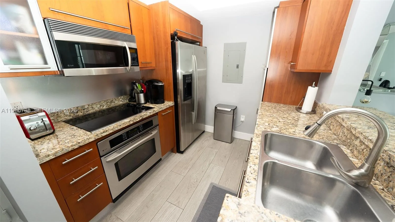 110 Washington Ave # 1504, Miami Beach, FL 33139 photo 3