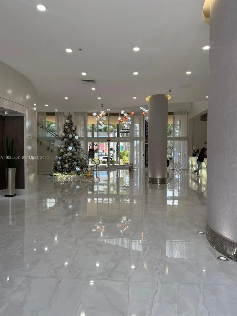 18800 NE 29th Ave # 1008, Aventura, FL 33180 photo 4