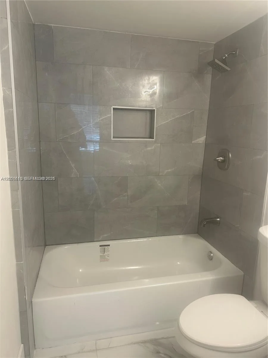 4166 Inverrary Dr # 210, Lauderhill, FL 33319 photo 3