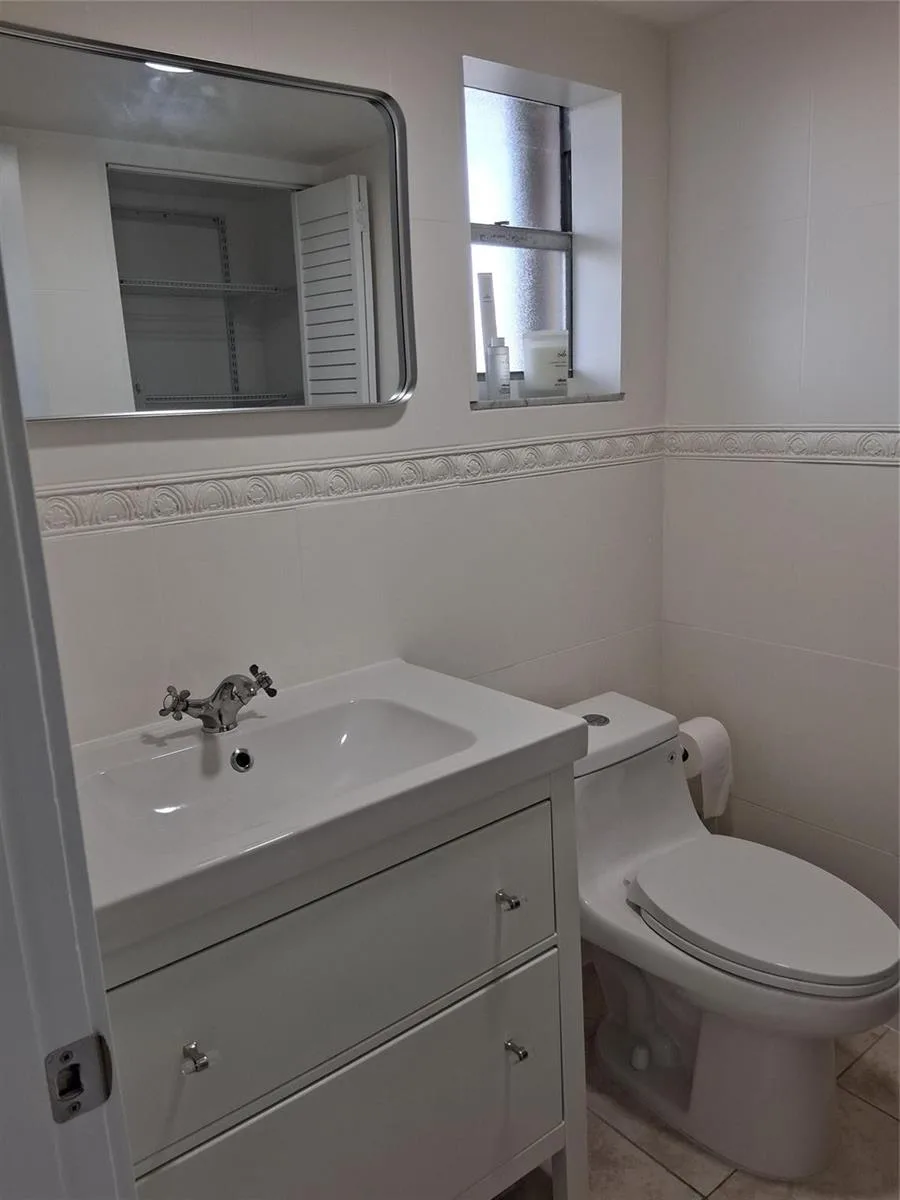 9800 Sunrise Lakes Boulevard # 109, Sunrise, FL 33322 photo 10