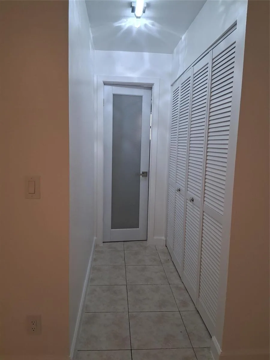 9800 Sunrise Lakes Boulevard # 109, Sunrise, FL 33322 photo 6