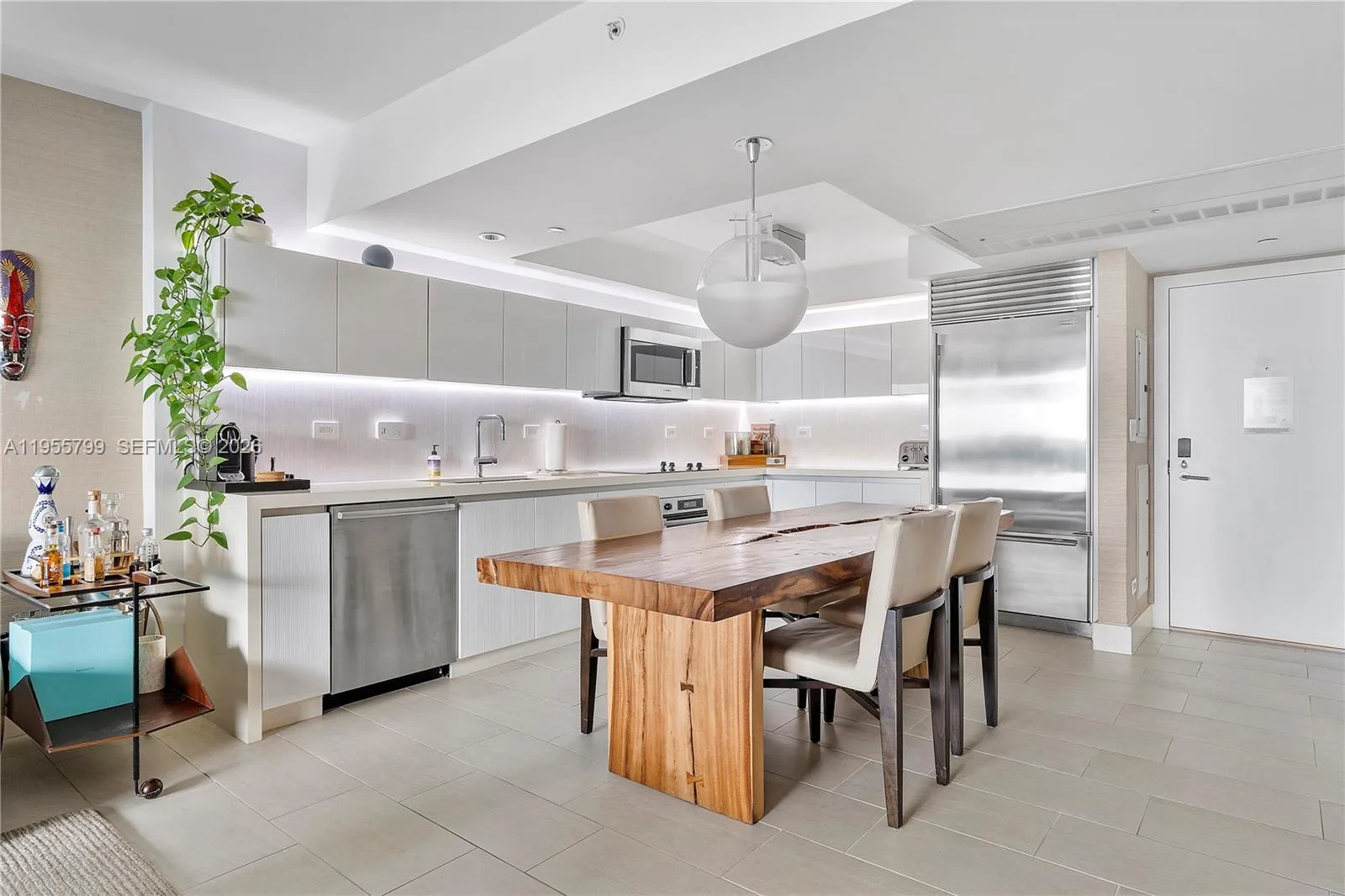 102 24th St # 1427, Miami Beach, FL 33139 photo 12