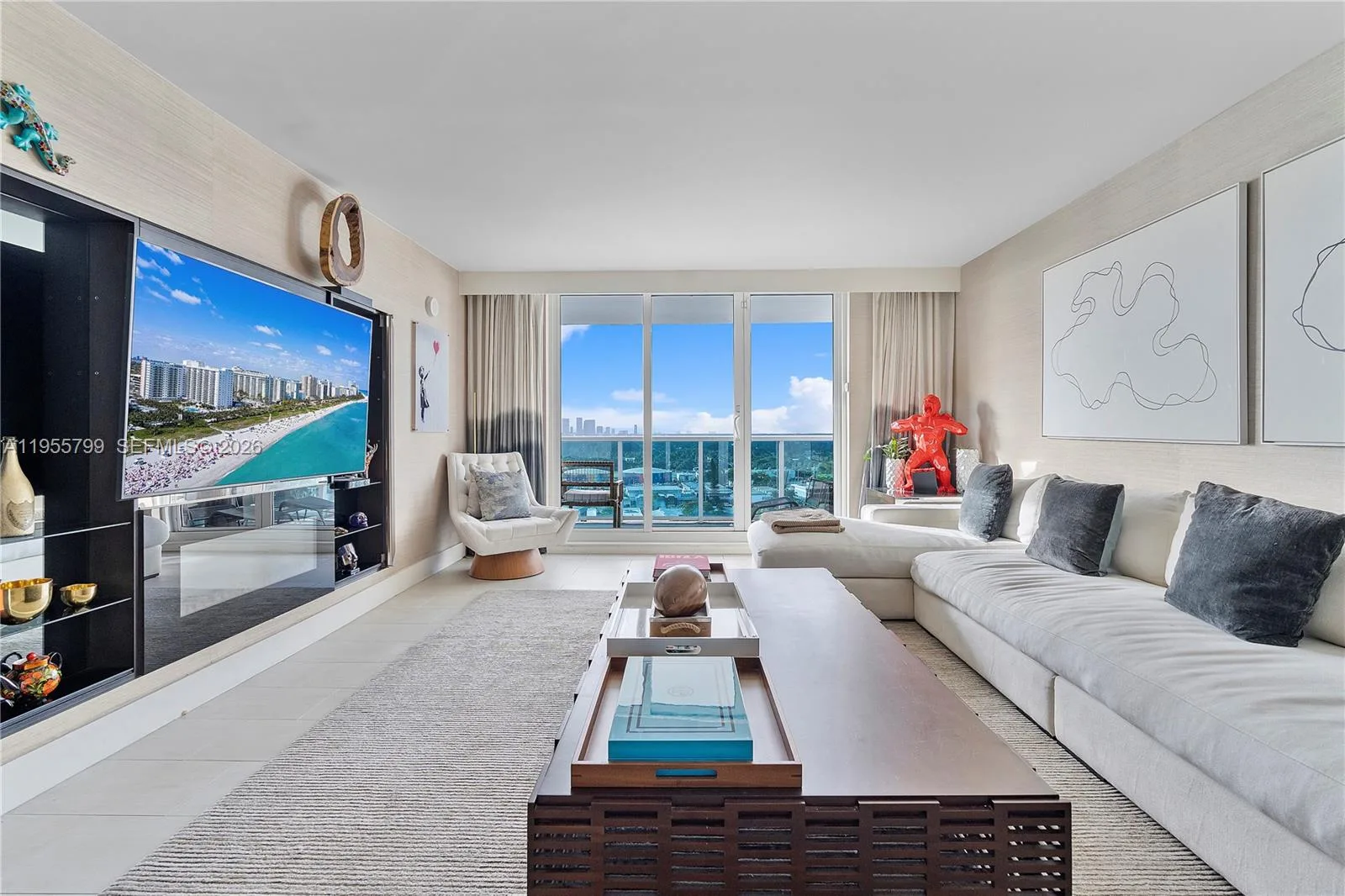 102 24th St # 1427, Miami Beach, FL 33139 photo 4