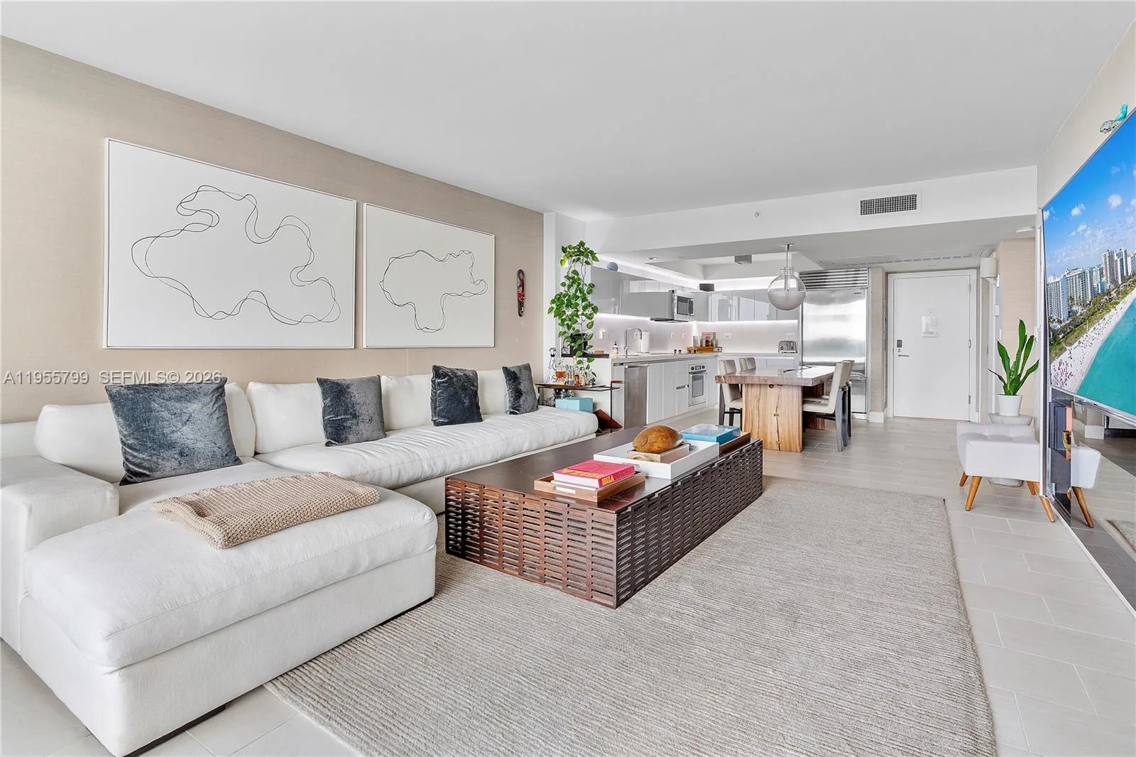 102 24th St # 1427, Miami Beach, FL 33139 photo 8