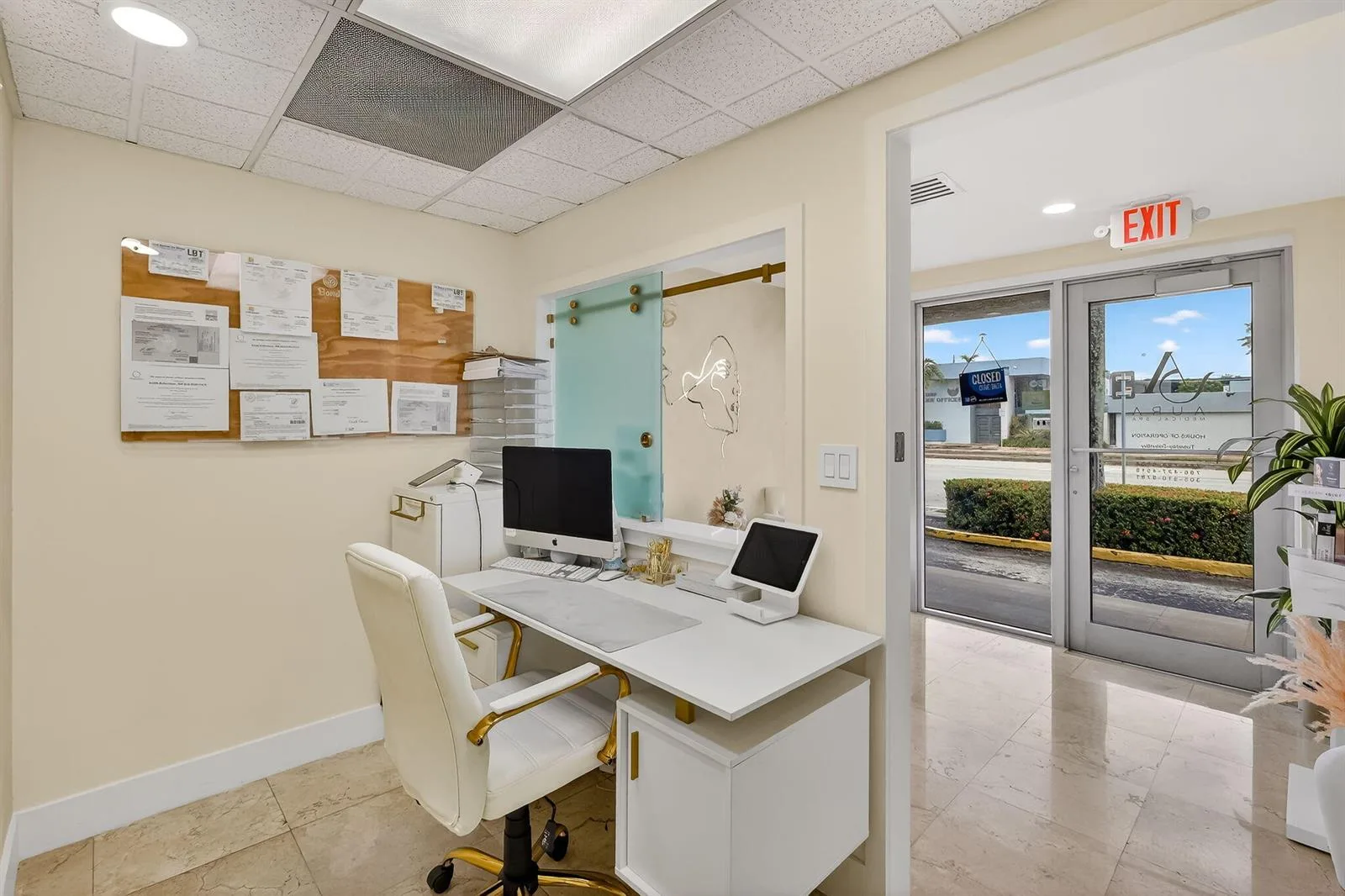 Null Null Avenue, Miami, FL 33145 photo 4