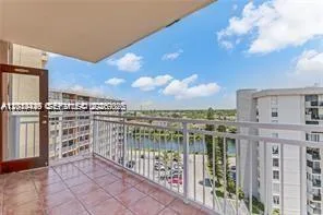 2025 NE 164th St # 904, North Miami Beach, FL 33162