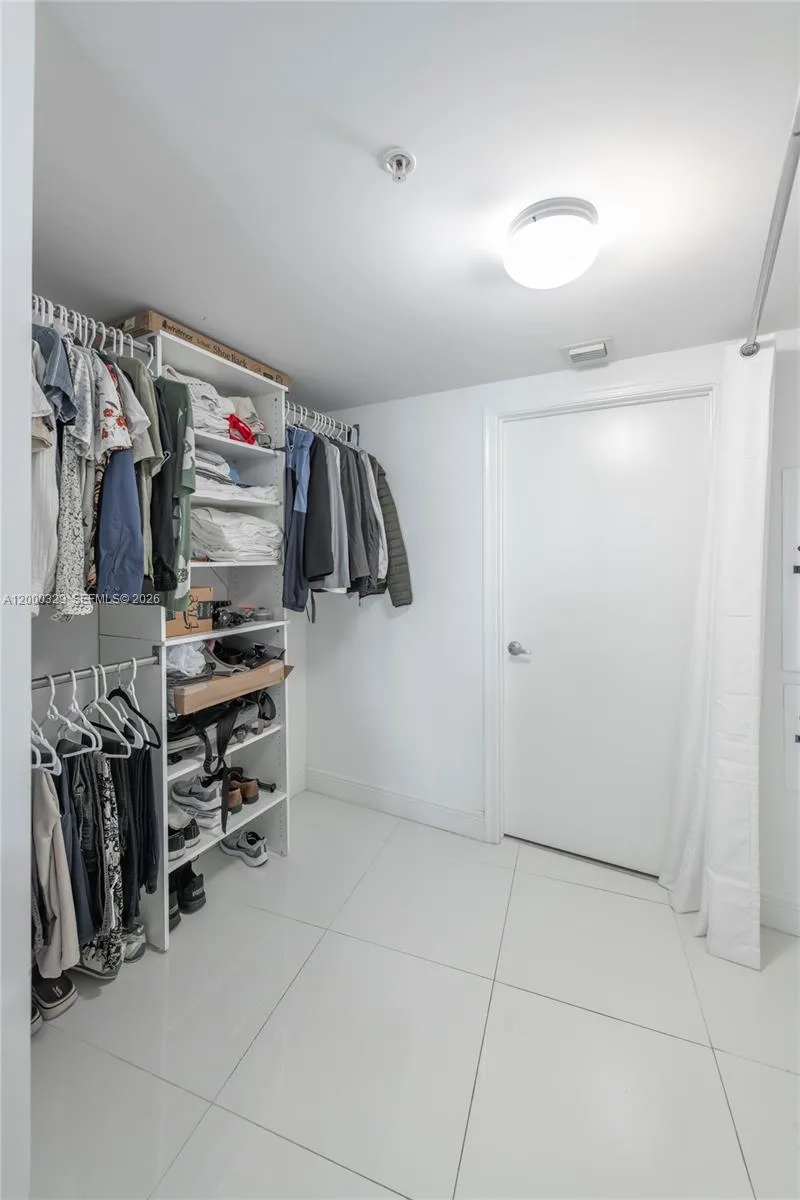 1750 N Bayshore Dr # 2311, Miami, FL 33132 photo 10
