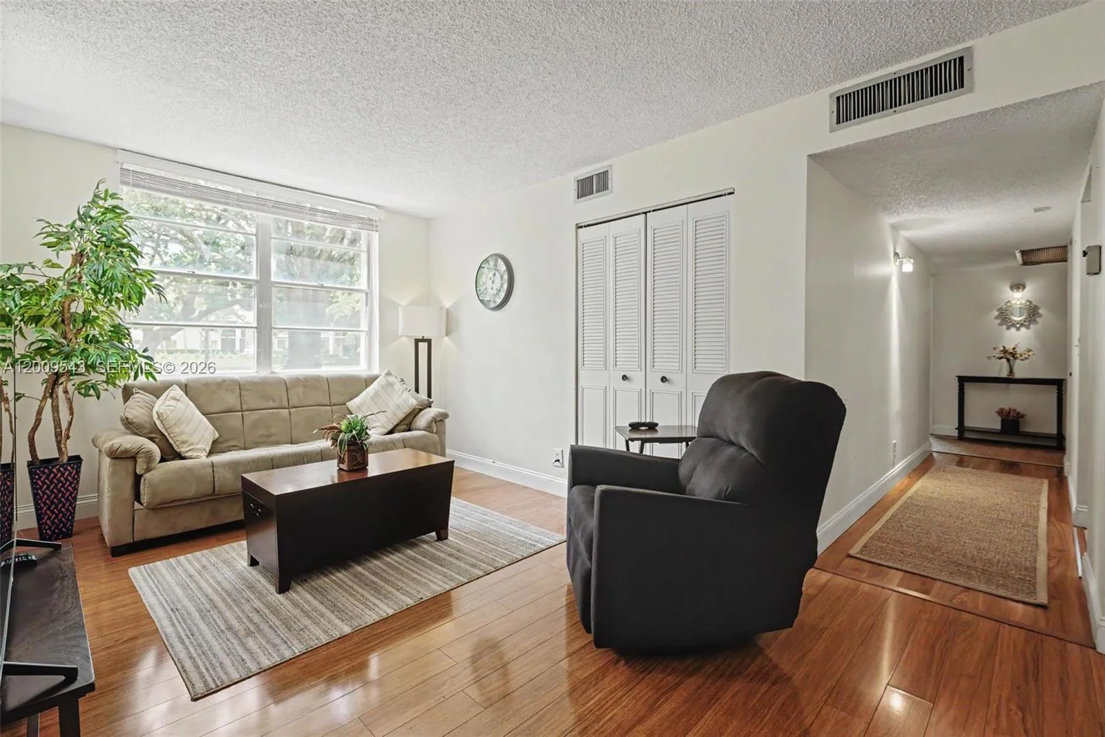 9340 Lagoon Pl # 110, Davie, FL 33324 photo 9
