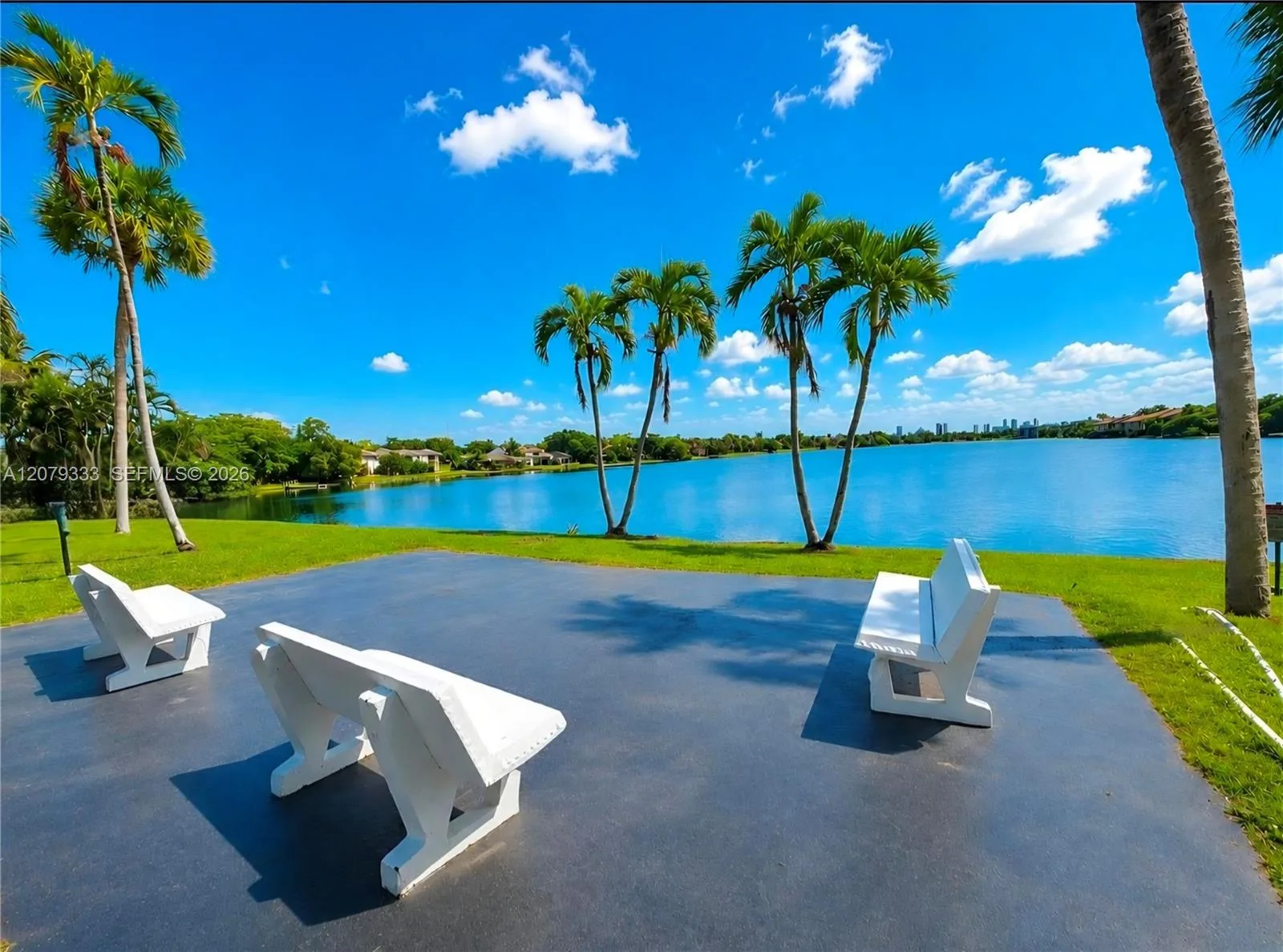 445 NE 195th St # 430, Miami, FL 33179