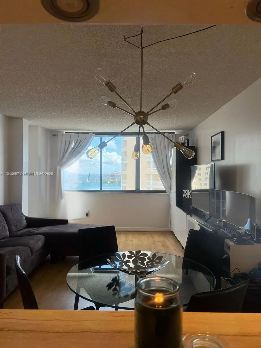 540 Brickell Key Dr # 1524, Miami, FL 33131 photo 3