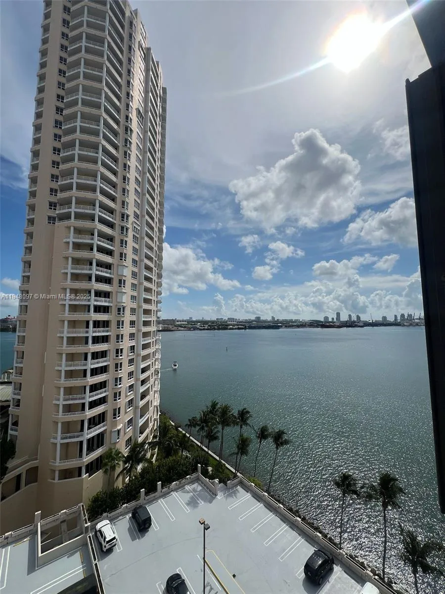540 Brickell Key Dr # 1524, Miami, FL 33131 photo 5