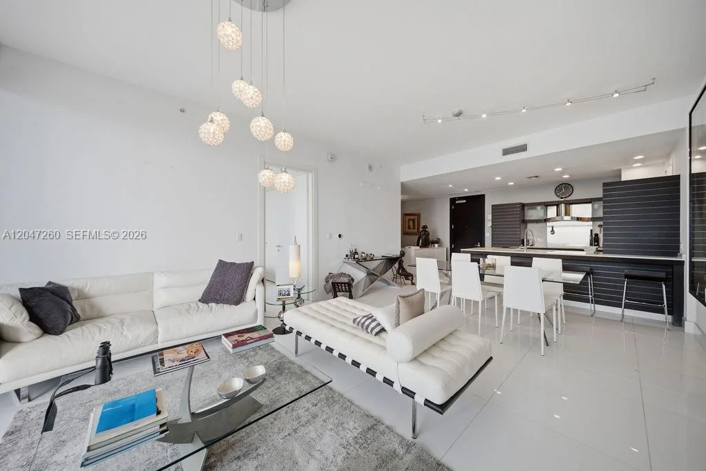 200 Biscayne Boulevard Way # 5110, Miami, FL 33131 photo 9
