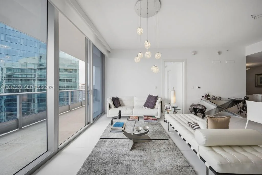 200 Biscayne Boulevard Way # 5110, Miami, FL 33131 photo 11