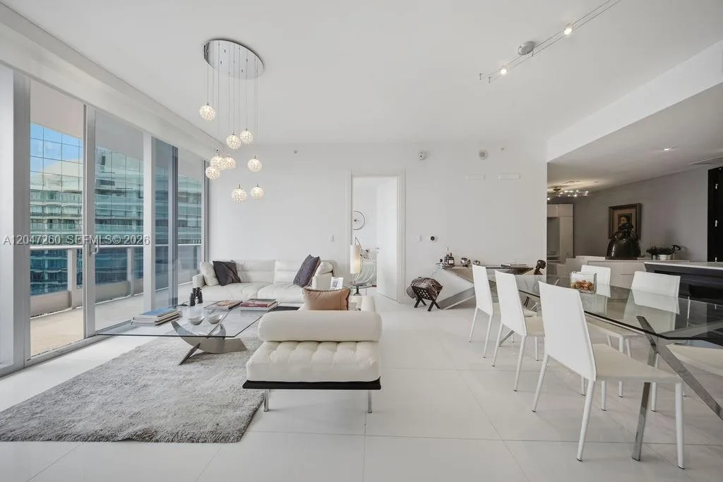 200 Biscayne Boulevard Way # 5110, Miami, FL 33131 photo 8