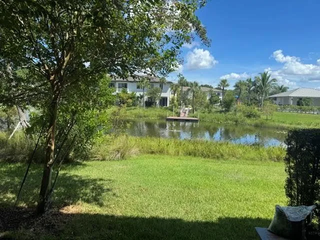 551 PIONEER Way, Royal Palm Beach, FL 33411 photo 10