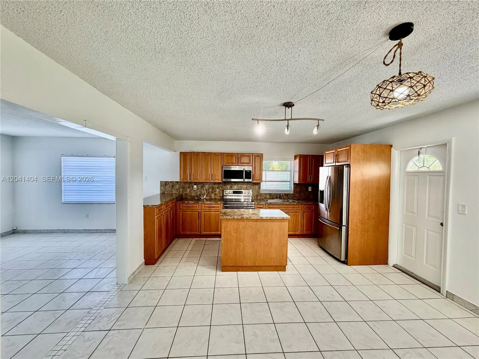 913 NW 22nd Pl # 0, Miami, FL 33125