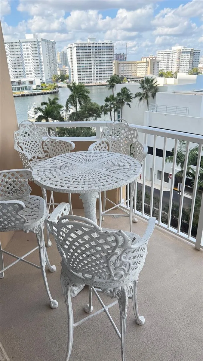 1965 S Ocean Dr # 5D, Hallandale Beach, FL 33009 photo 2