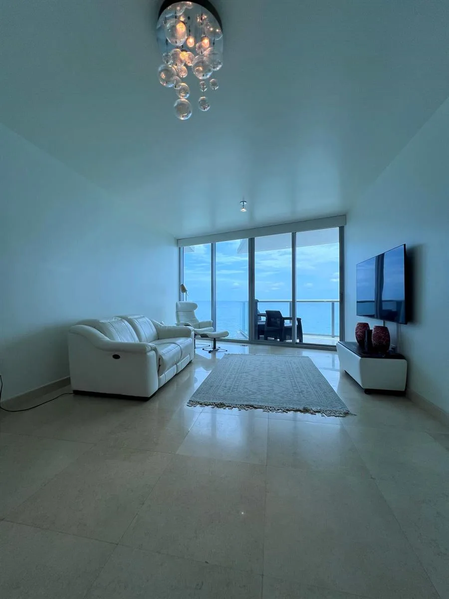 17001 COLLINS Avenue # 1806, Sunny Isles Beach, FL 33160 photo 2