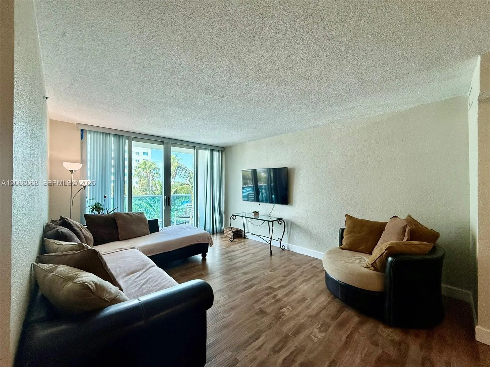 7501 E Treasure Dr # 3H, North Bay Village, FL 33141 photo 12
