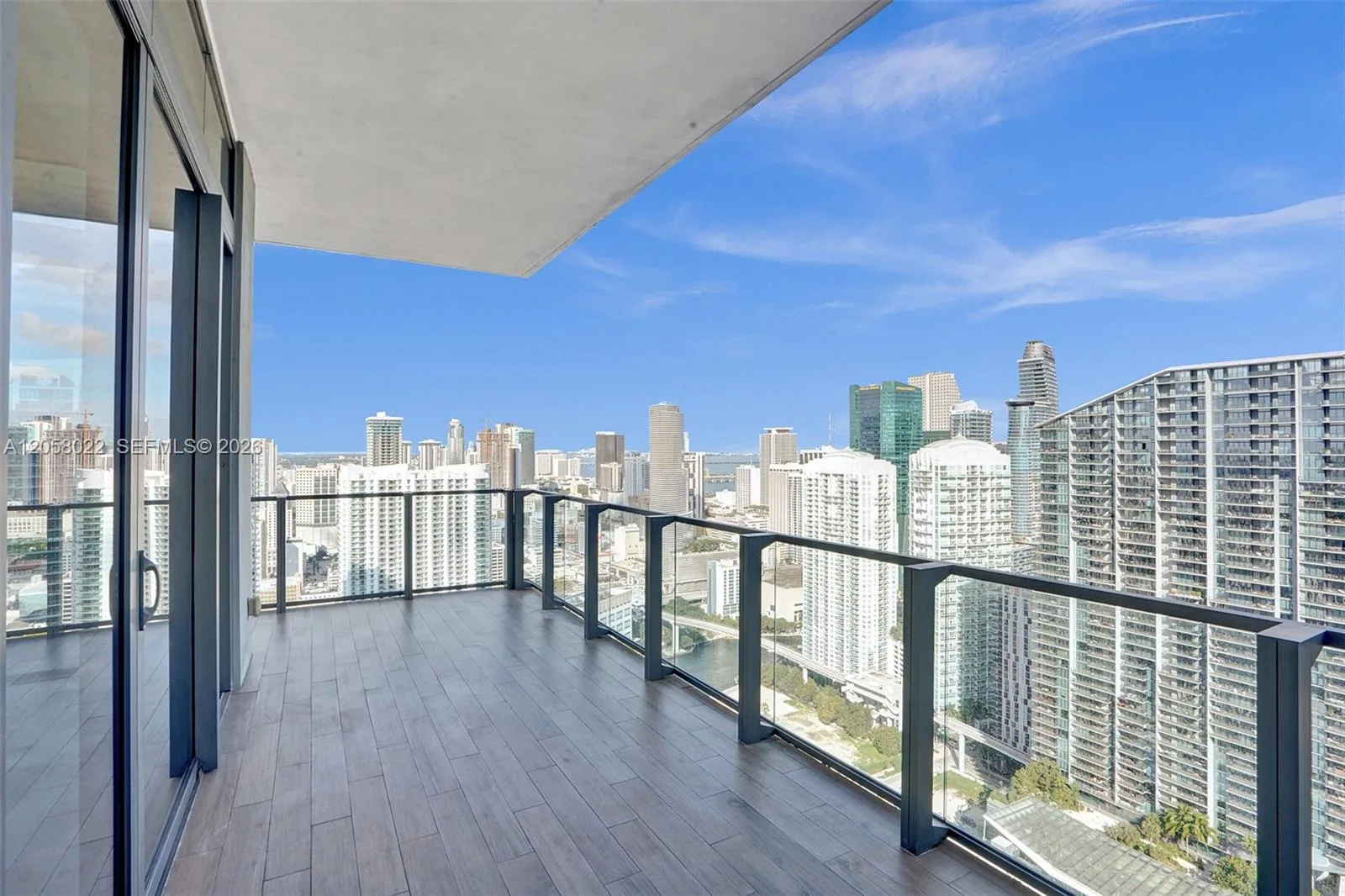 88 SW 7th St # 4011, Miami, FL 33130 photo 4