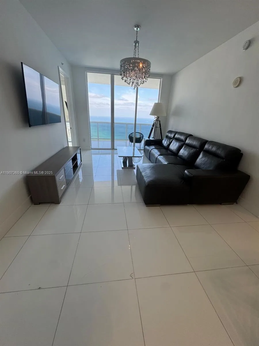 18201 Collins Ave # 5402, Sunny Isles Beach, FL 33160 photo 3