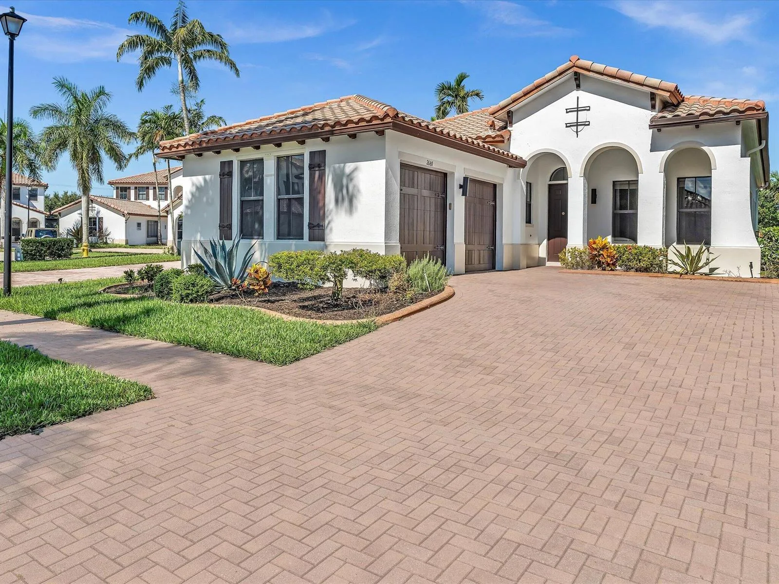 2680 NW 84th Way, Pembroke Pines, FL 33024