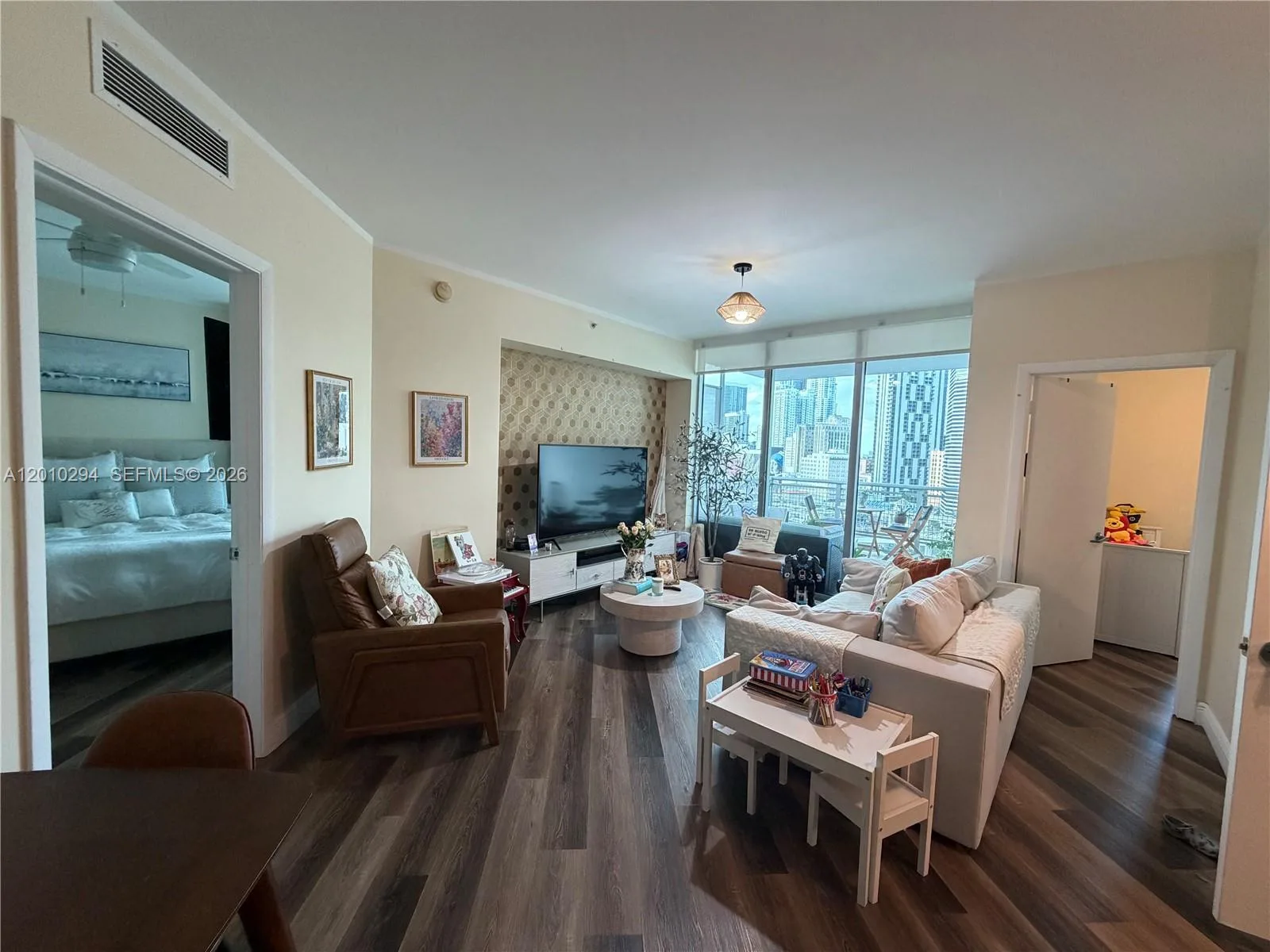 350 S Miami Ave # 1503, Miami, FL 33130 photo 3