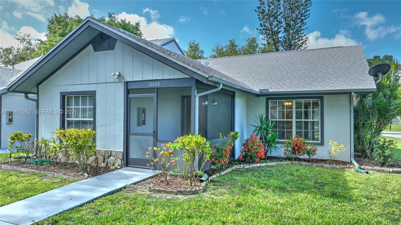 10655 Vanceboro Ct., Lehigh Acres, FL 33936 photo 2