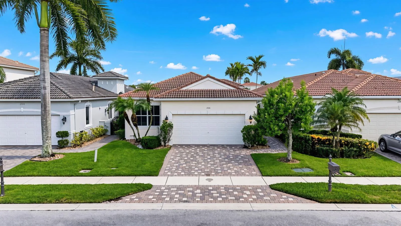 206 ISLE VERDE Way, Palm Beach Gardens, FL 33418 photo 2
