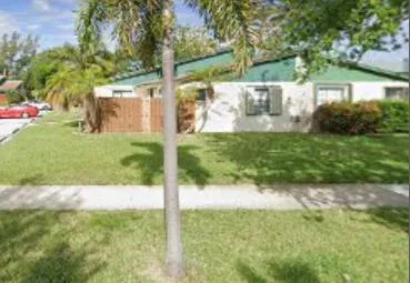 1001 MANOR Drive, Palm Springs, FL 33461