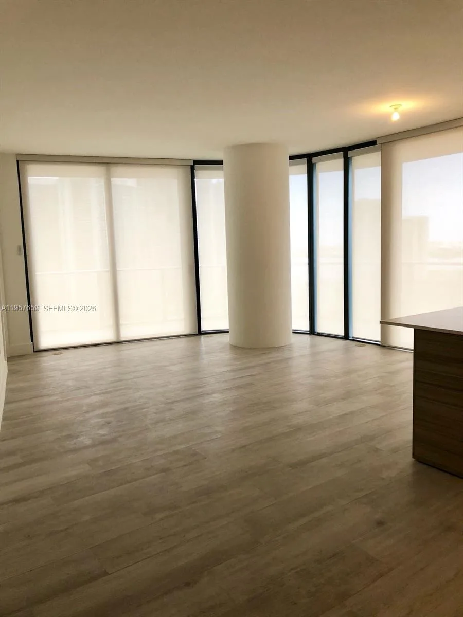 121 NE 34th St # 2704, Miami, FL 33137 photo 5