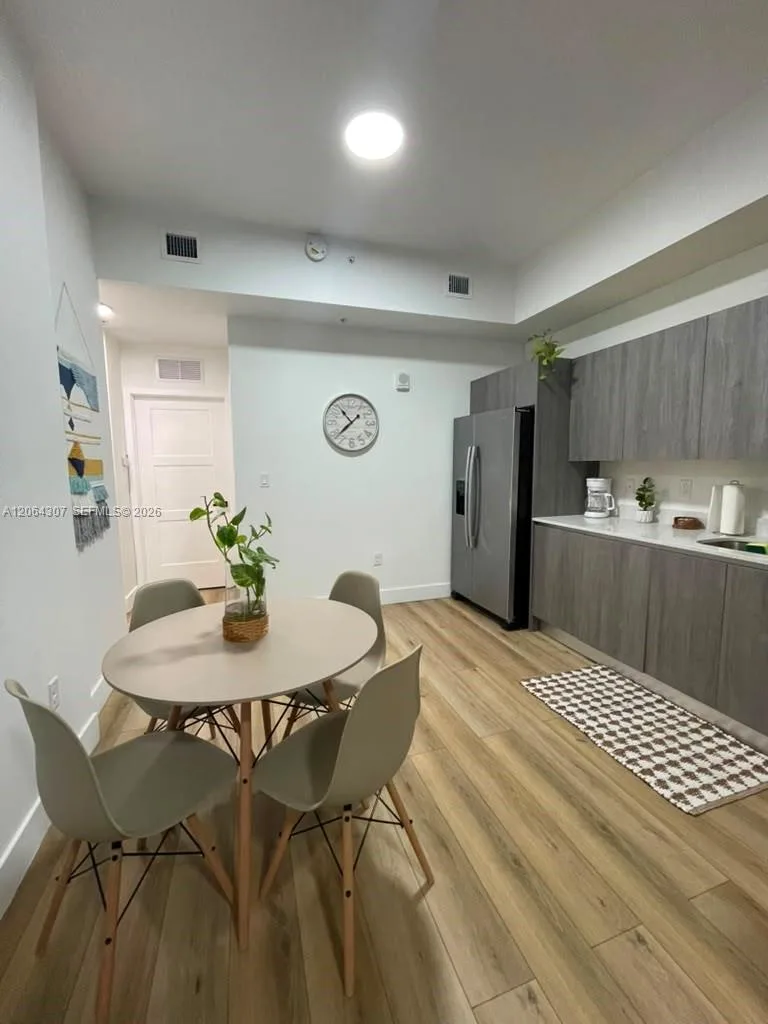 1534 NW 1st St # 204, Miami, FL 33125 photo 4