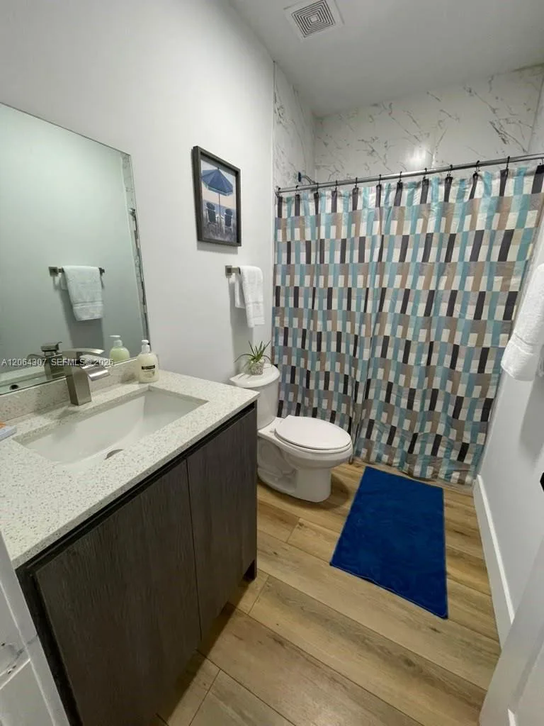 1534 NW 1st St # 204, Miami, FL 33125 photo 7