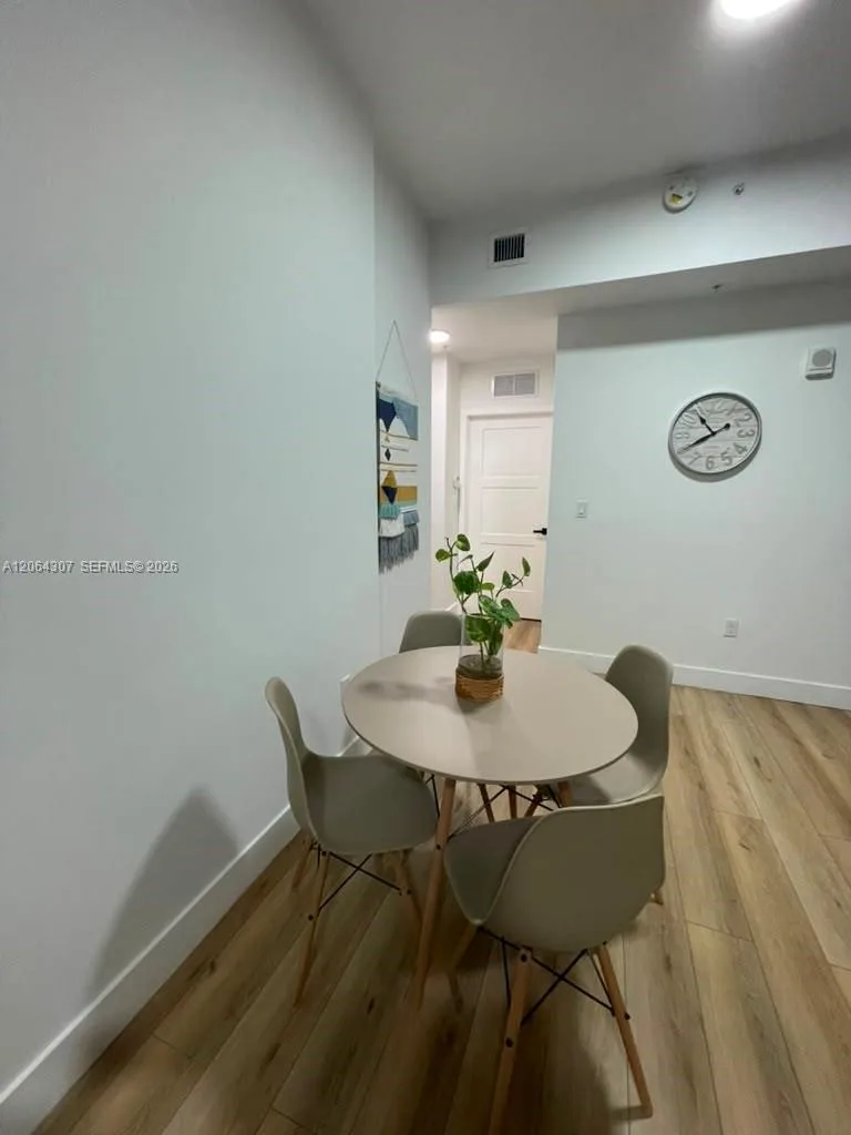 1534 NW 1st St # 204, Miami, FL 33125 photo 9