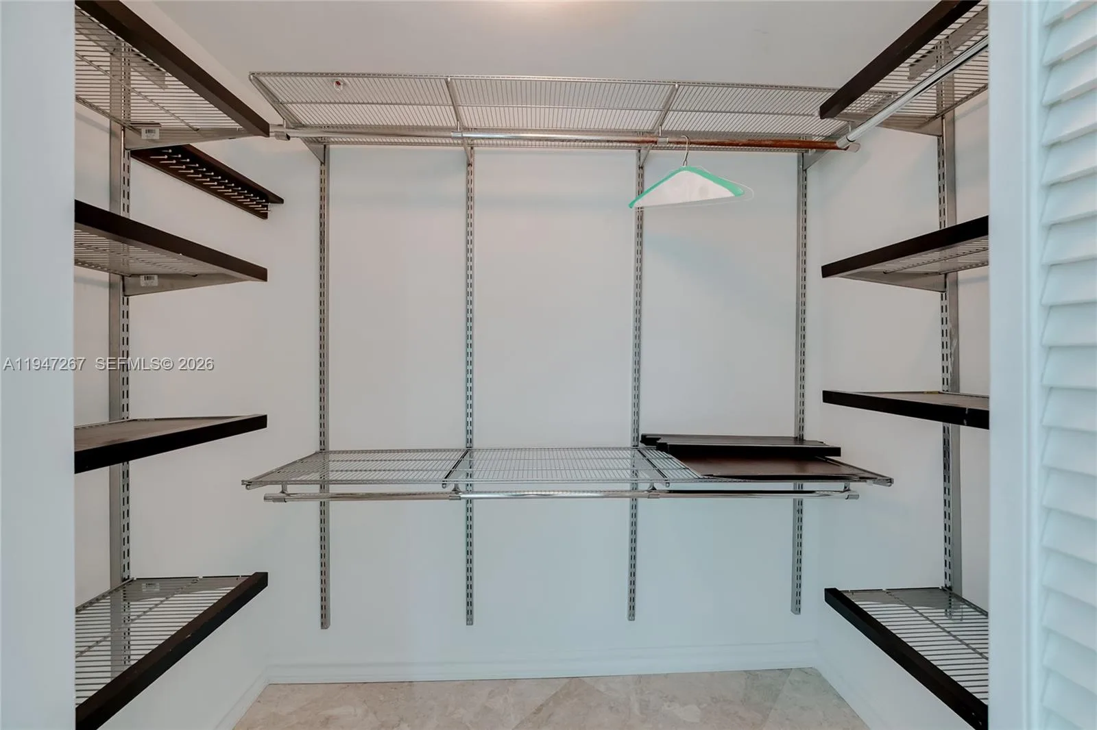 31 SE 5th St # 3306, Miami, FL 33131 photo 11
