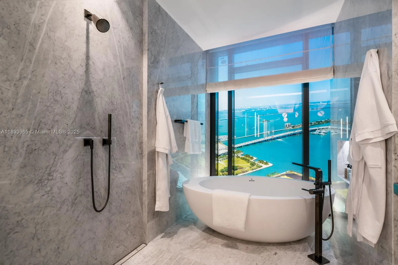 300 N Biscayne Blvd # 7803, Miami, FL 33132 photo 9