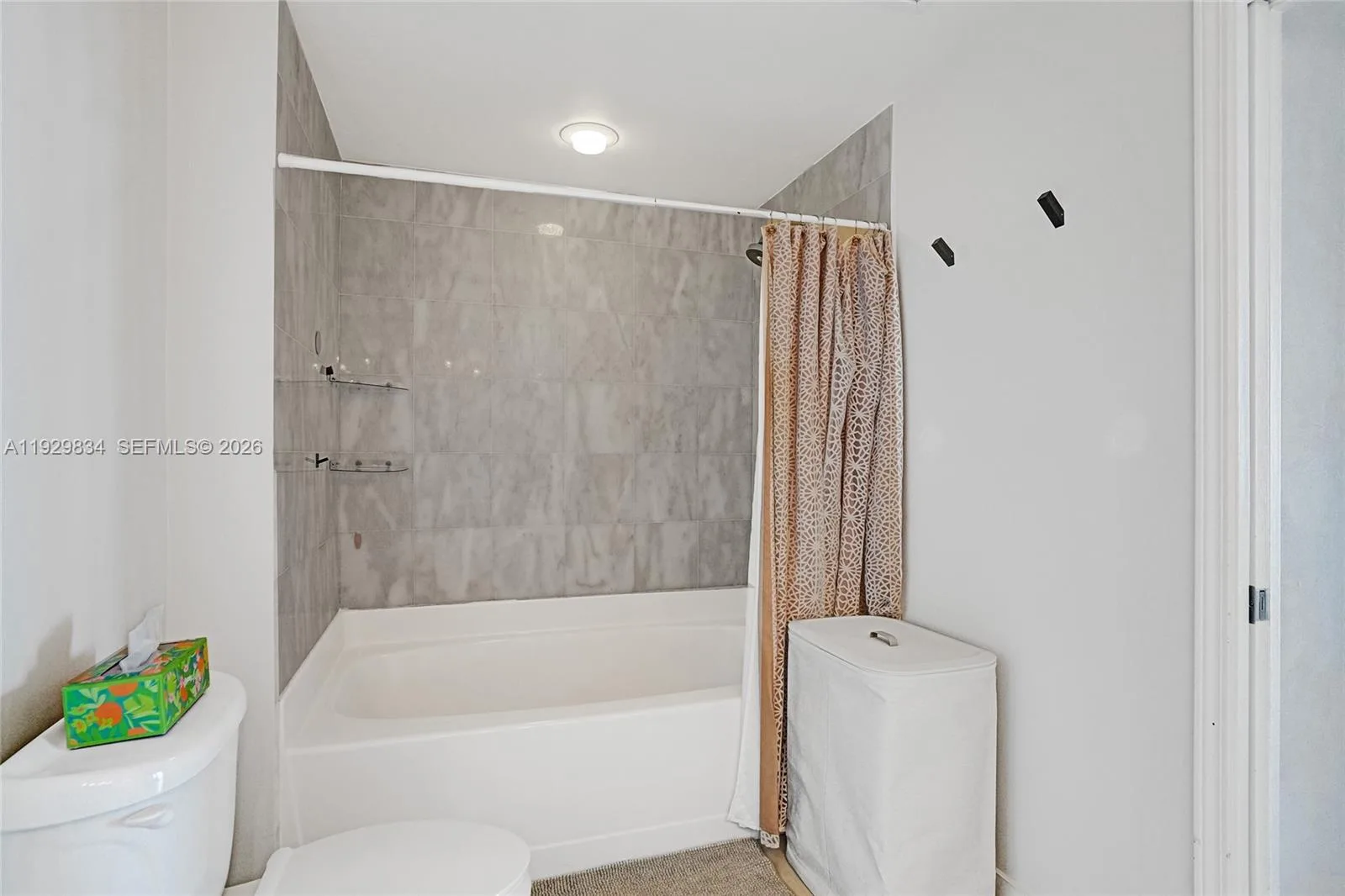 601 NE 36th St # 1910, Miami, FL 33137 photo 8