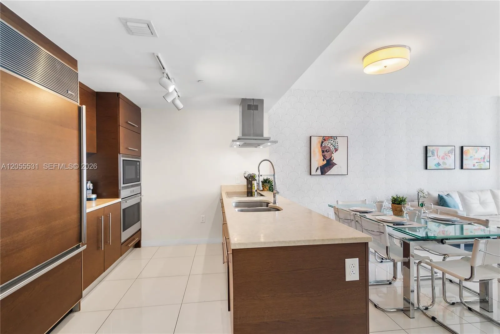 485 Brickell Ave # 2306, Miami, FL 33131 photo 4