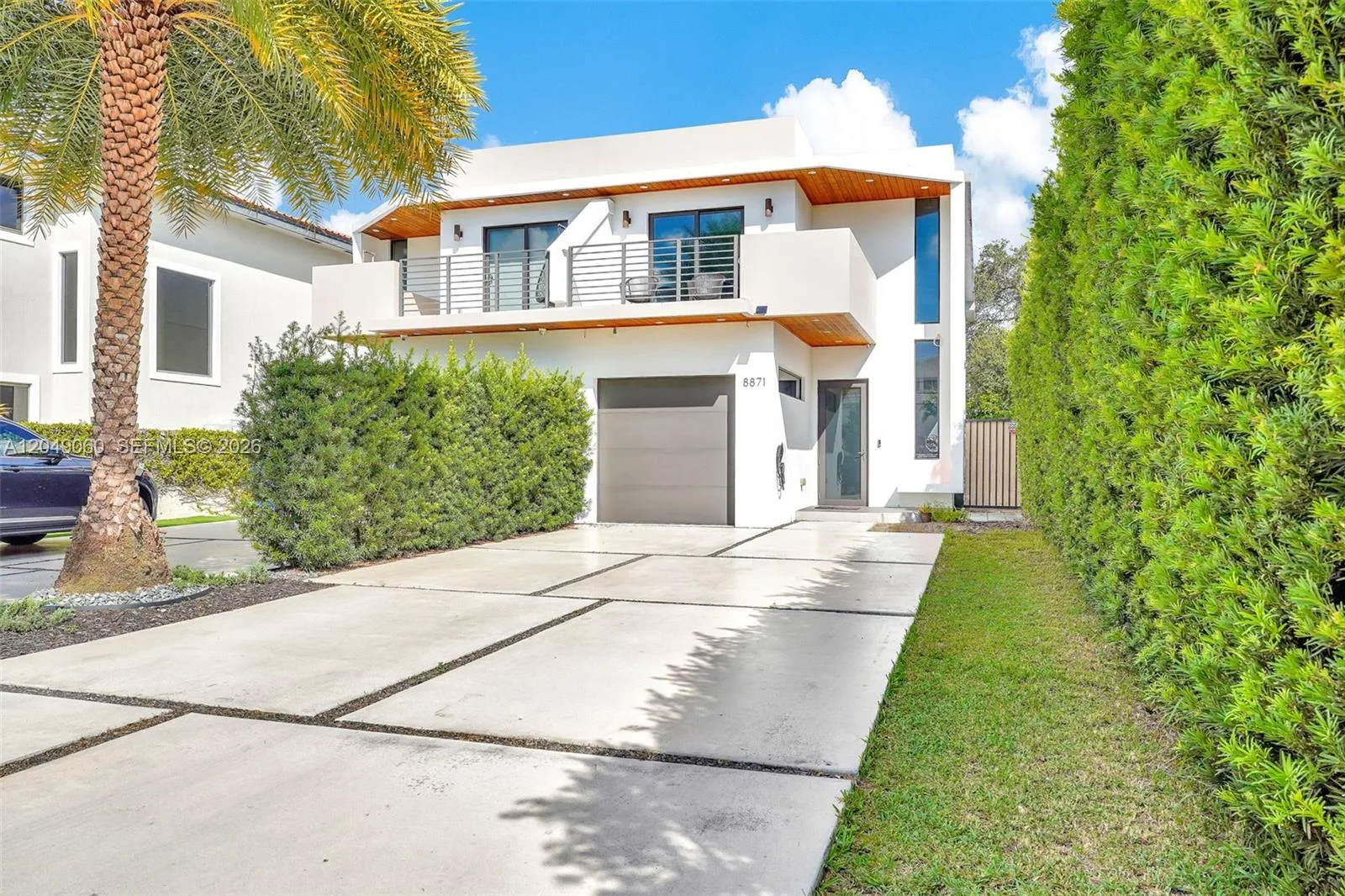 8871 SW 28th St, Miami, FL 33165