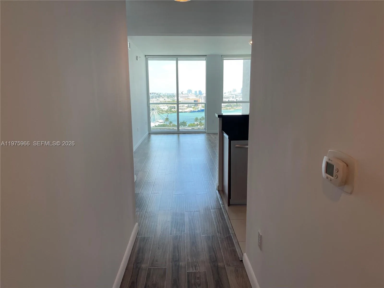 253 NE 2nd St # 1707, Miami, FL 33132 photo 4